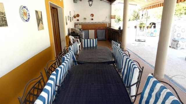 12 bedroom Finca/Country House for sale in Montilla with pool garage - € 1,500,000 (Ref: 9113461)