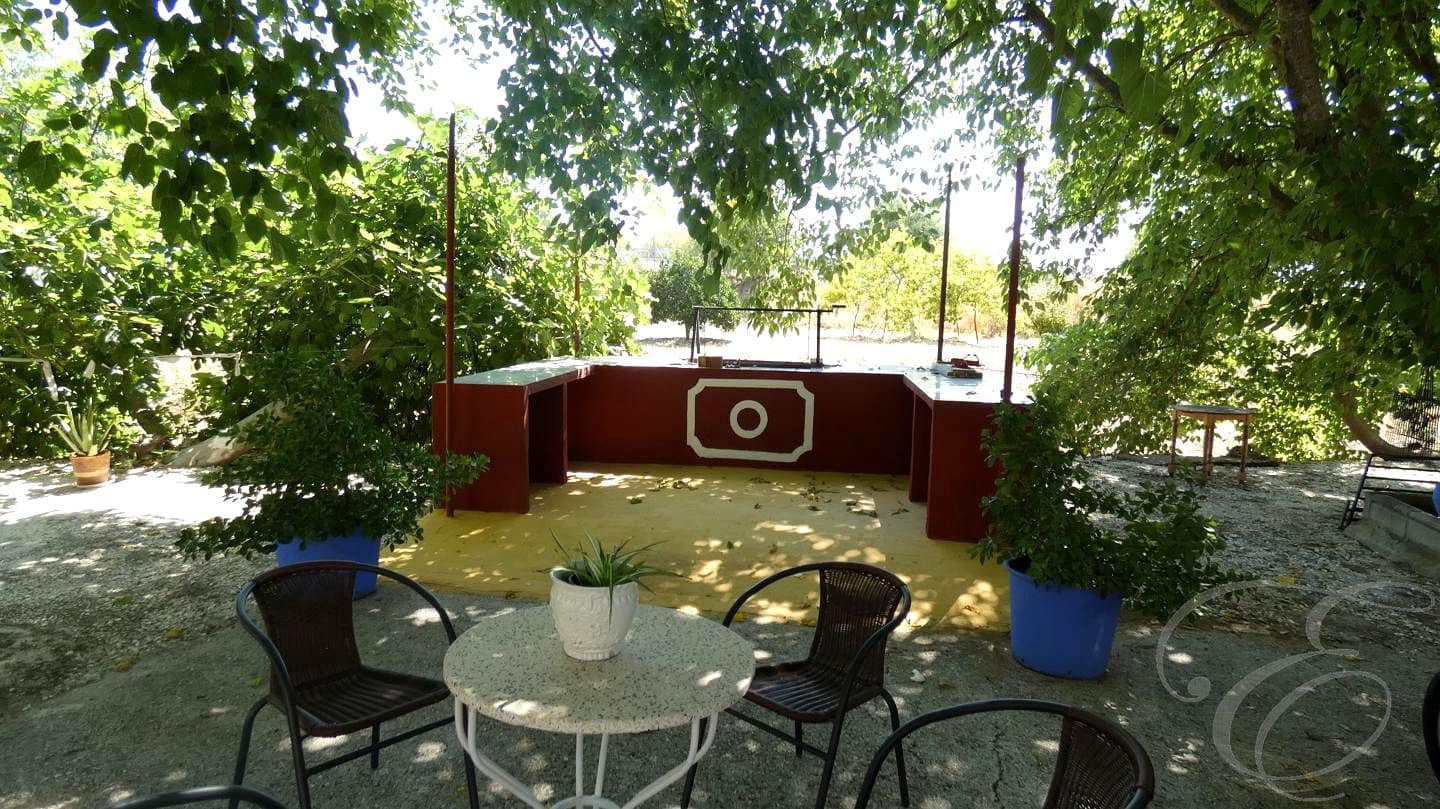 12 soveværelse Finca/Landehus til salg i Montilla med swimmingpool garage - € 1.500.000 (Ref: 9113461)