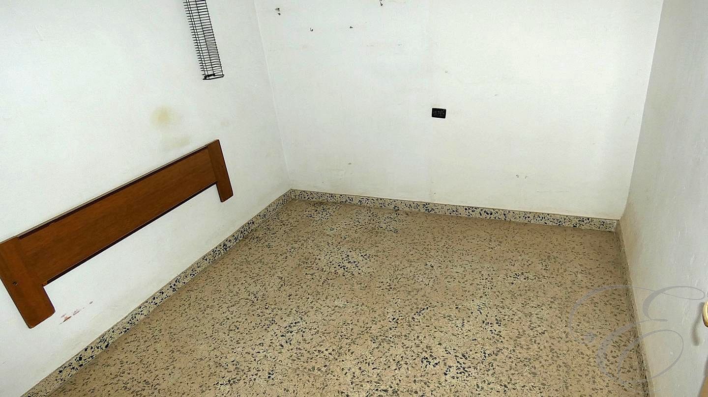 5 soveværelse Villa til salg i Molvizar - € 70.000 (Ref: 9114865)