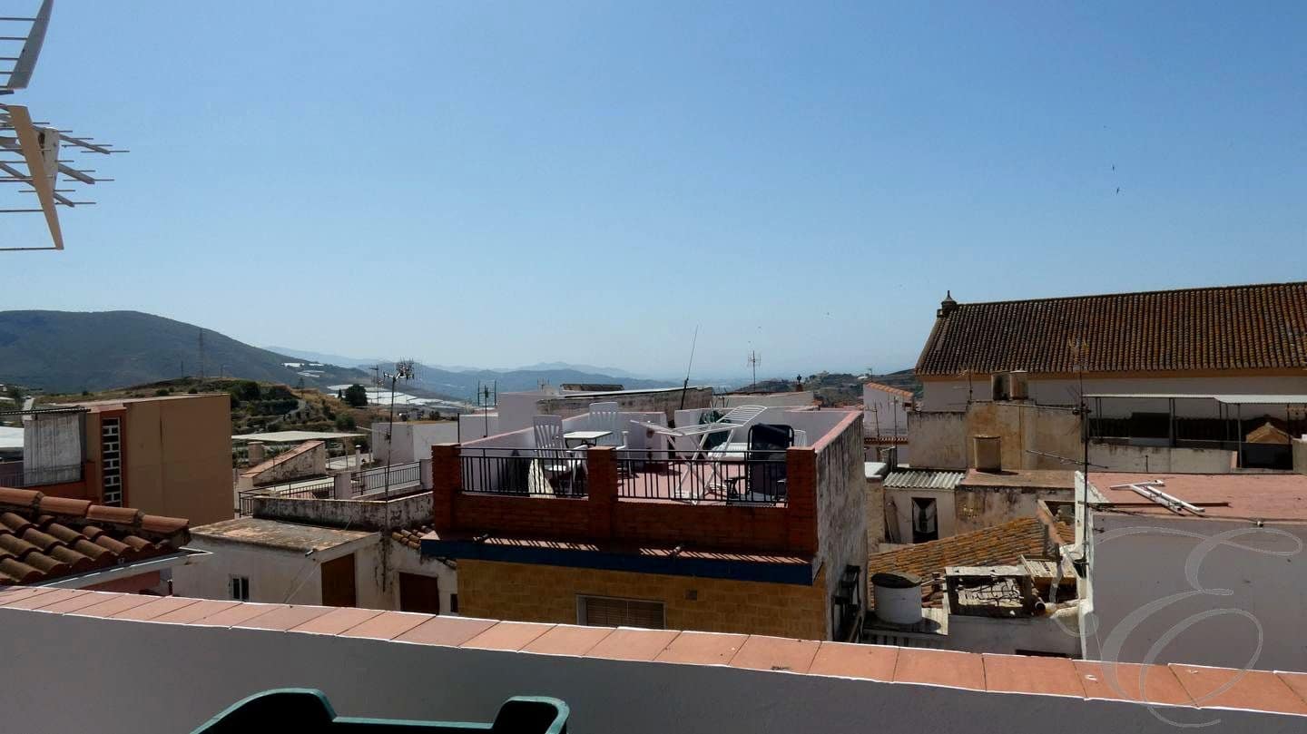 2 slaapkamer Villa te koop in Molvizar - € 75.000 (Ref: 9127348)