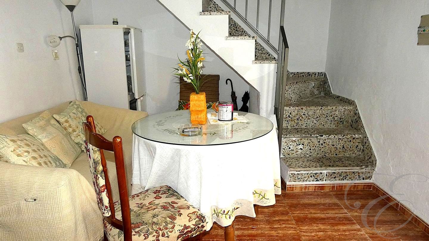 2 slaapkamer Villa te koop in Molvizar - € 75.000 (Ref: 9127348)