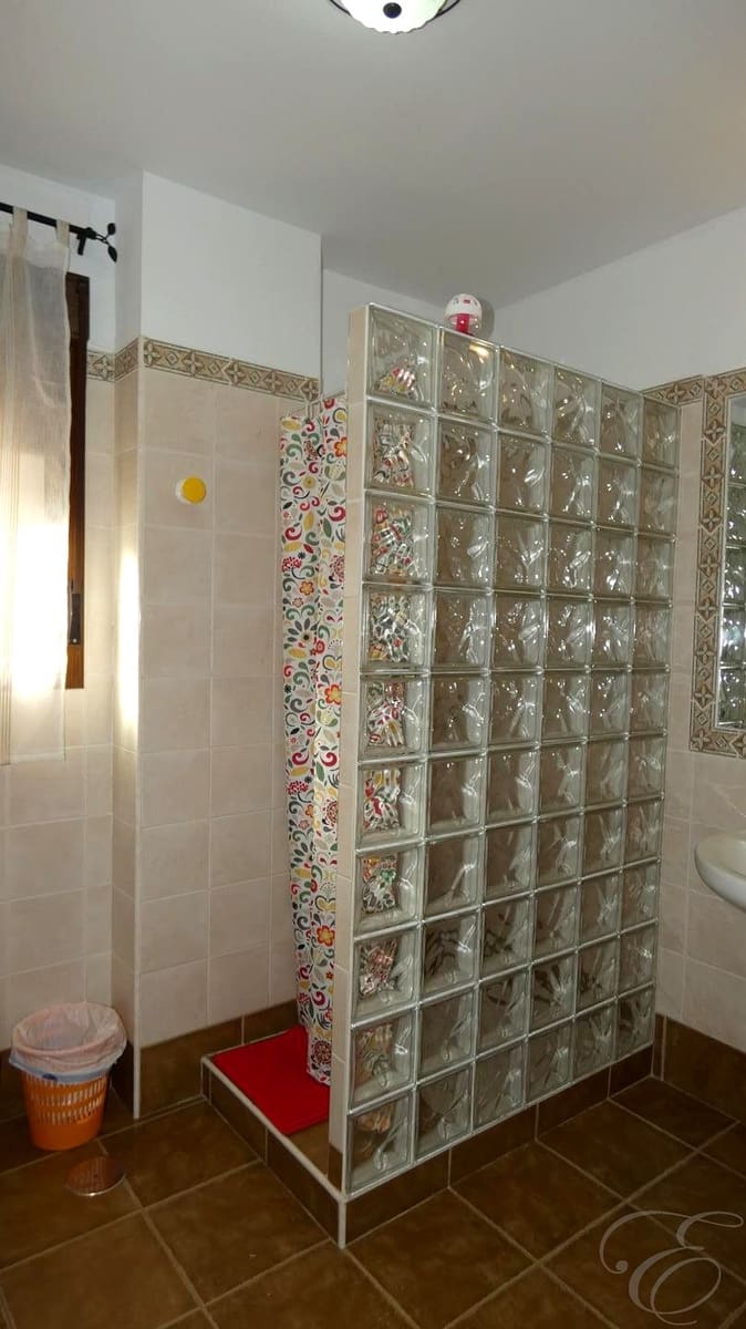 6 soveværelse Finca/Landehus til salg i Colmenar med swimmingpool - € 450.000 (Ref: 9131622)