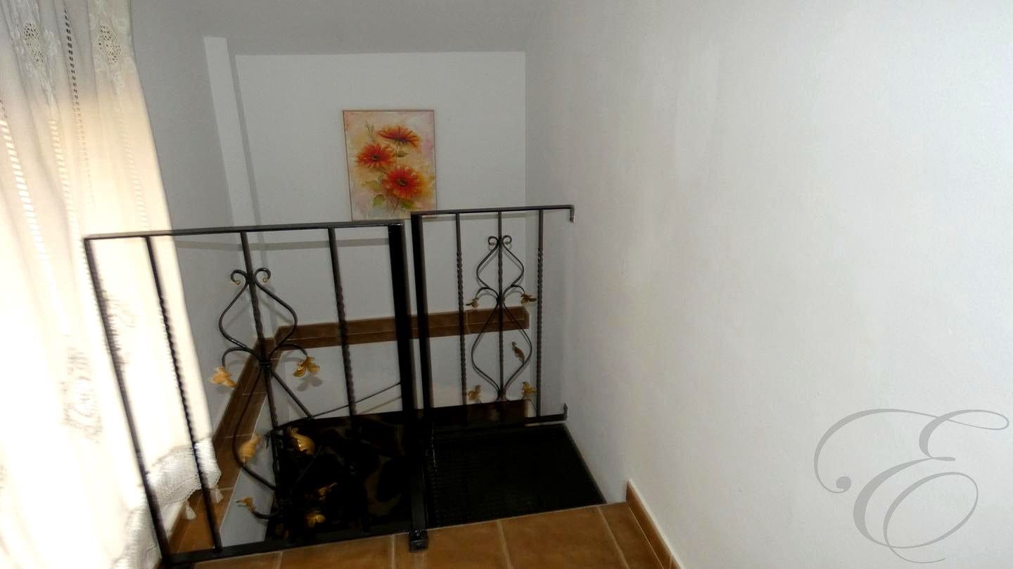 6 soveværelse Finca/Landehus til salg i Colmenar med swimmingpool - € 450.000 (Ref: 9131622)