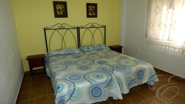 6 soveværelse Finca/Landehus til salg i Colmenar med swimmingpool - € 450.000 (Ref: 9131622)