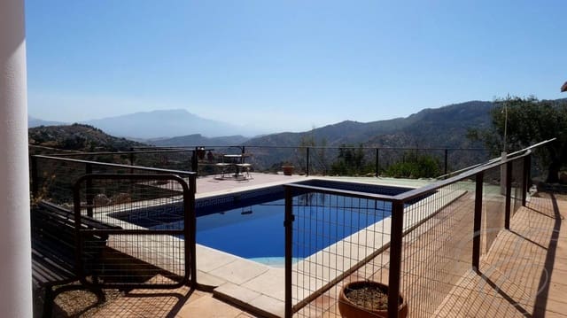6 soveværelse Finca/Landehus til salg i Colmenar med swimmingpool - € 450.000 (Ref: 9131622)