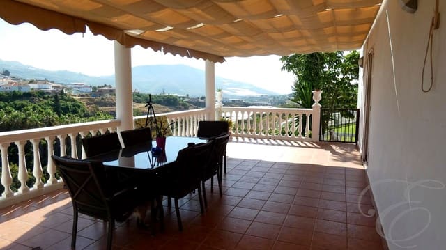 5 Zimmer Villa zu verkaufen in Molvízar mit Pool Garage - 450.000 € (Ref: 9133203)