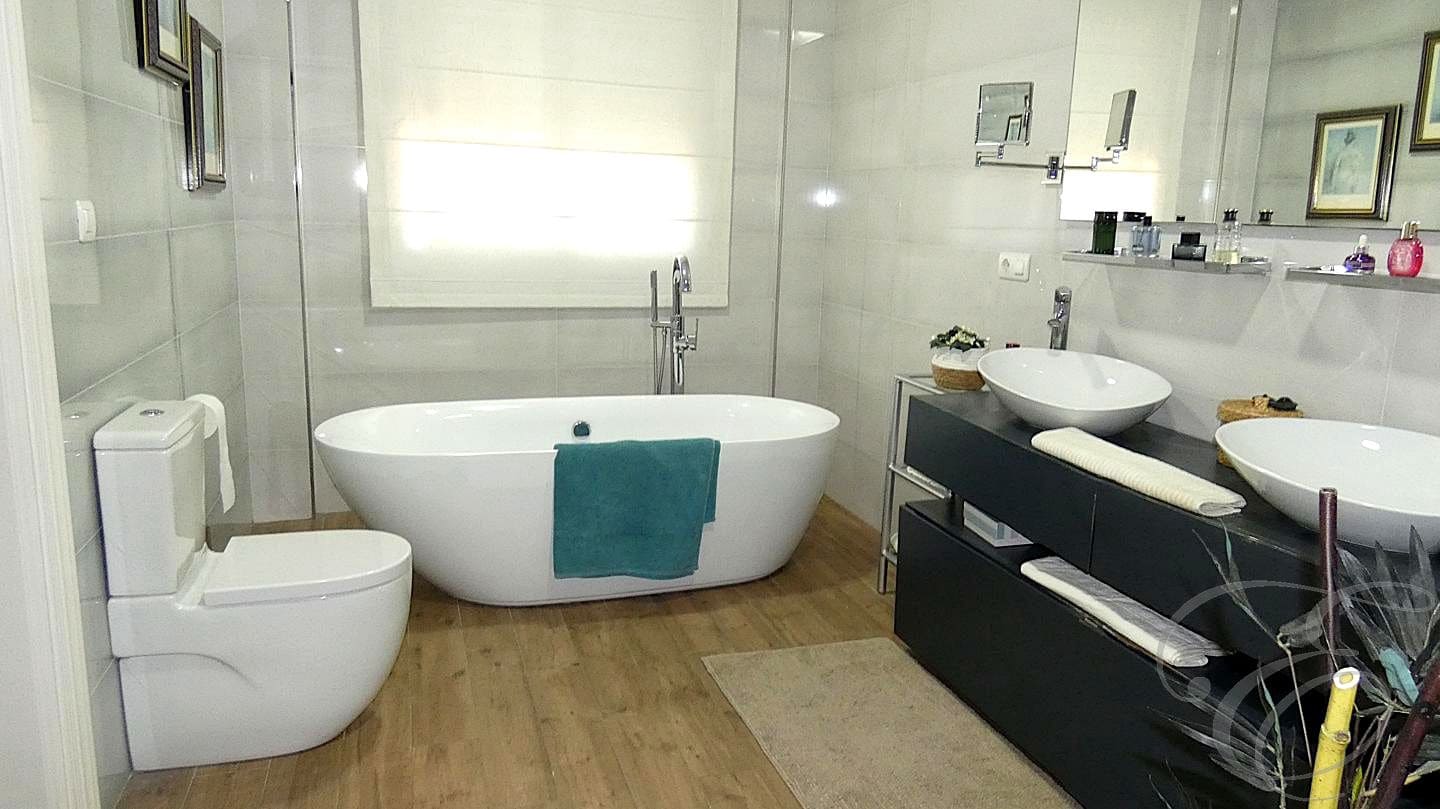 5 sypialnia Willa na sprzedaż w Molvizar z basenem garażem - 450 000 € (Ref: 9133203)