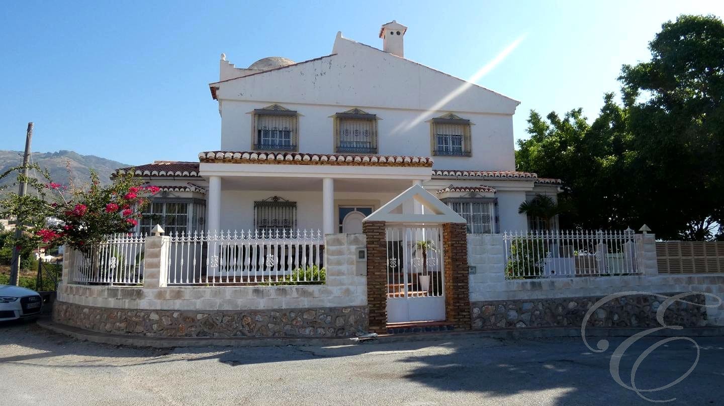 5 sypialnia Willa na sprzedaż w Molvizar z basenem garażem - 450 000 € (Ref: 9133203)