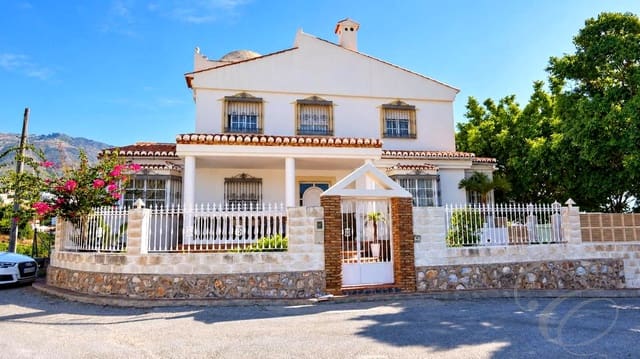 5 chambre Villa/Maison à vendre à Molvízar avec piscine garage - 400 000 € (Ref: 9133203)