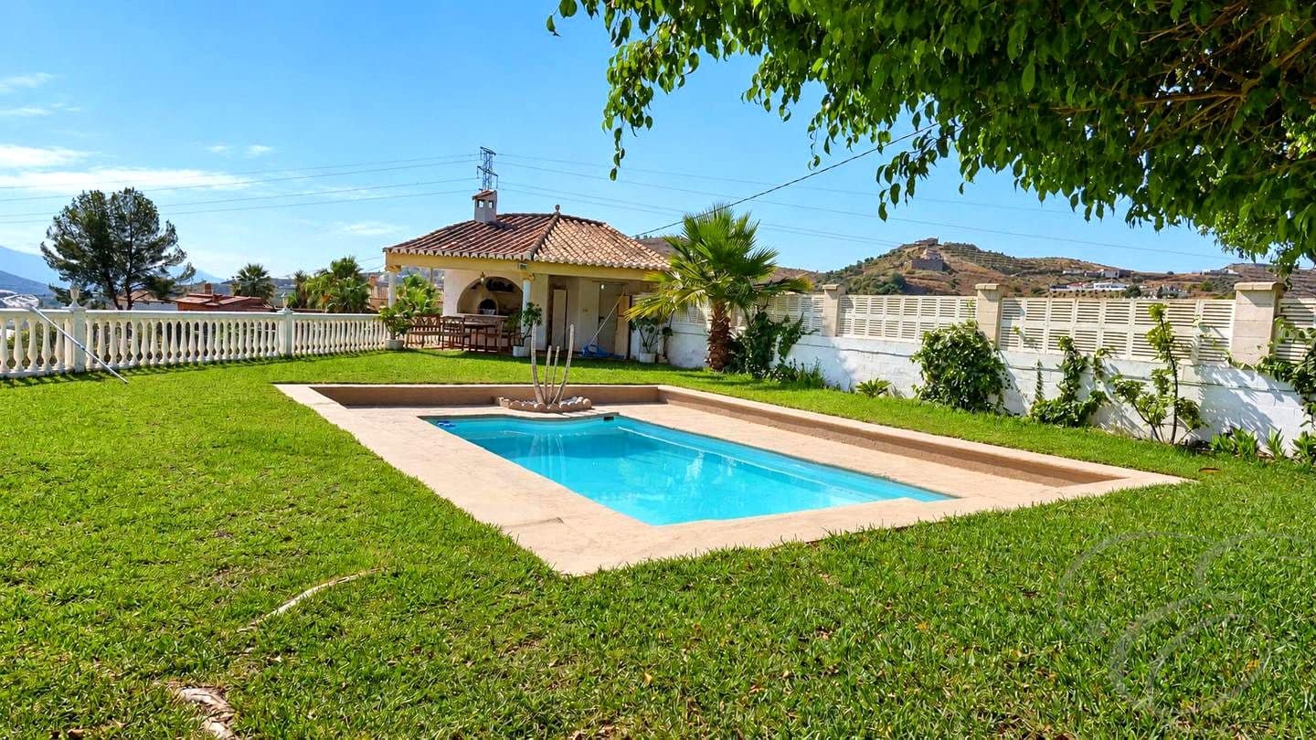 5 sovrum Villa till salu i Molvizar med pool garage - 400 000 € (Ref: 9133203)