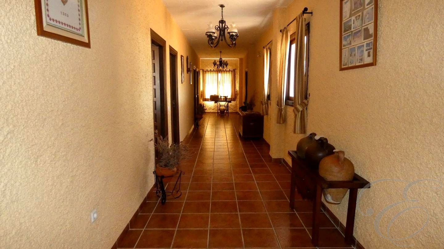 10 soveværelse Villa til salg i Comares - € 1.965.000 (Ref: 9135595)