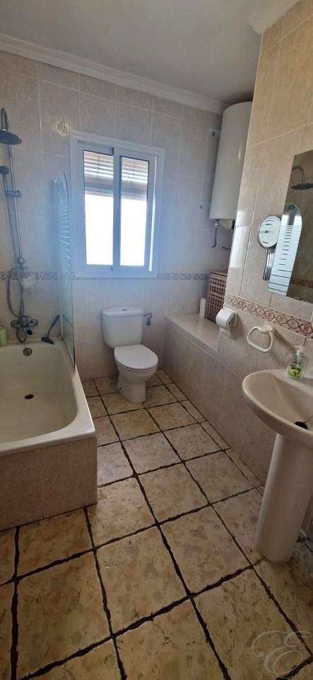 4 soveværelse Villa til salg i Cutar - € 195.000 (Ref: 9153175)