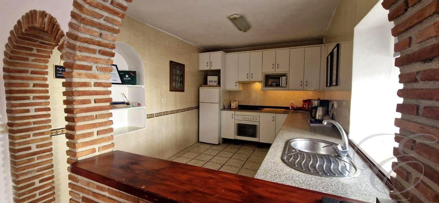 4 soveværelse Villa til salg i Cutar - € 195.000 (Ref: 9153175)