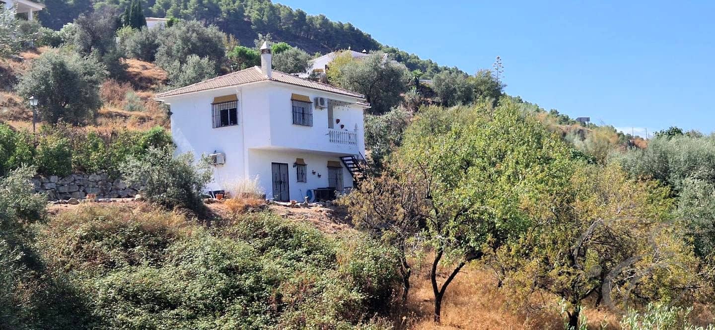 2 soveværelse Finca/Landehus til salg i Alcaucin med swimmingpool - € 245.000 (Ref: 9160251)