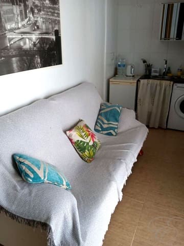 1 slaapkamer Villa te koop in Vélez-Málaga - € 57.000 (Ref: 9162882)