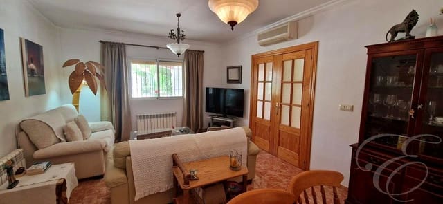 6 soveværelse Villa til salg i Moraleda de Zafayona med swimmingpool garage - € 430.000 (Ref: 9168287)