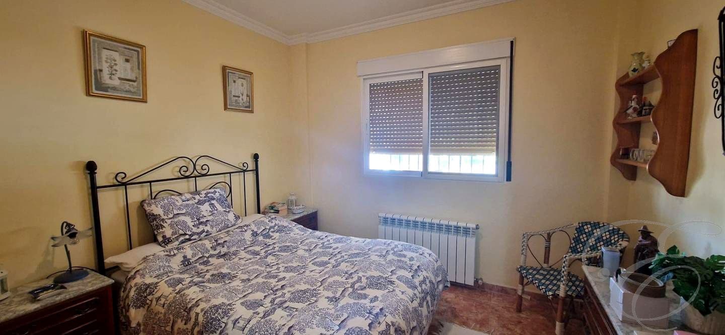 6 soverom Villa til salgs i Moraleda de Zafayona med svømmebasseng garasje - € 430 000 (Ref: 9168287)