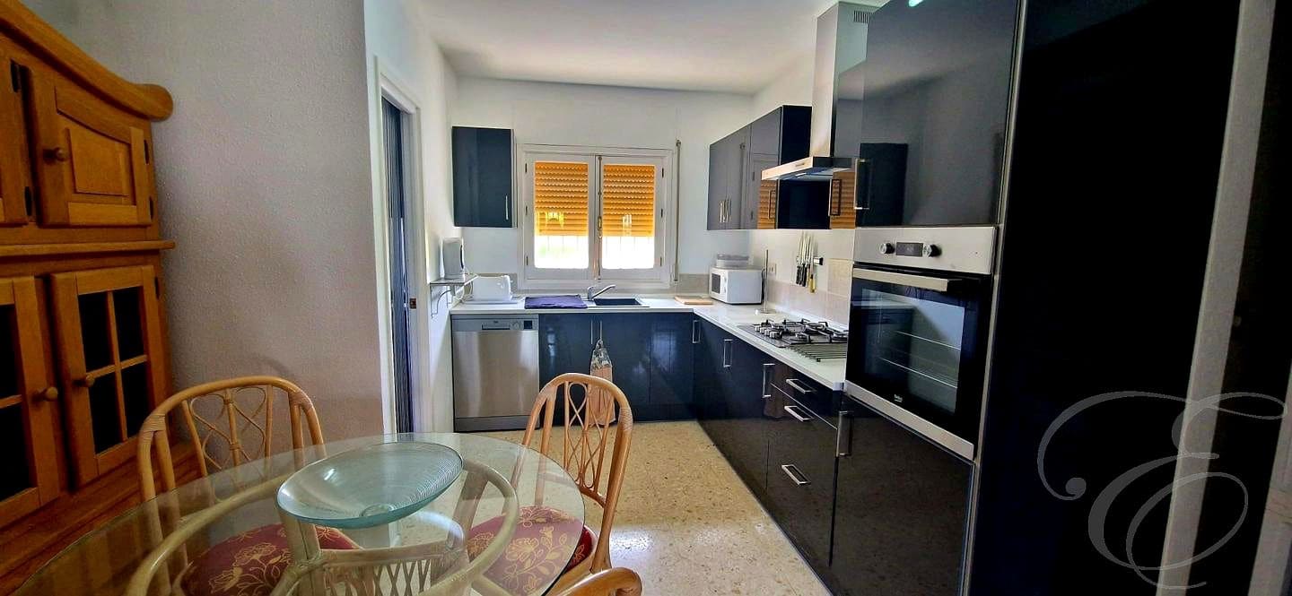 6 soverom Villa til salgs i Moraleda de Zafayona med svømmebasseng garasje - € 430 000 (Ref: 9168287)