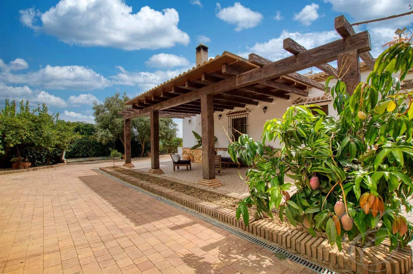 3 soverom Finca/Herregård til salgs i Periana med svømmebasseng garasje - € 380 000 (Ref: 9175586)