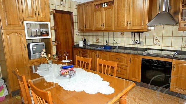 6 sypialnia Willa na sprzedaż w Molvízar z garażem - 132 000 € (Ref: 9187508)