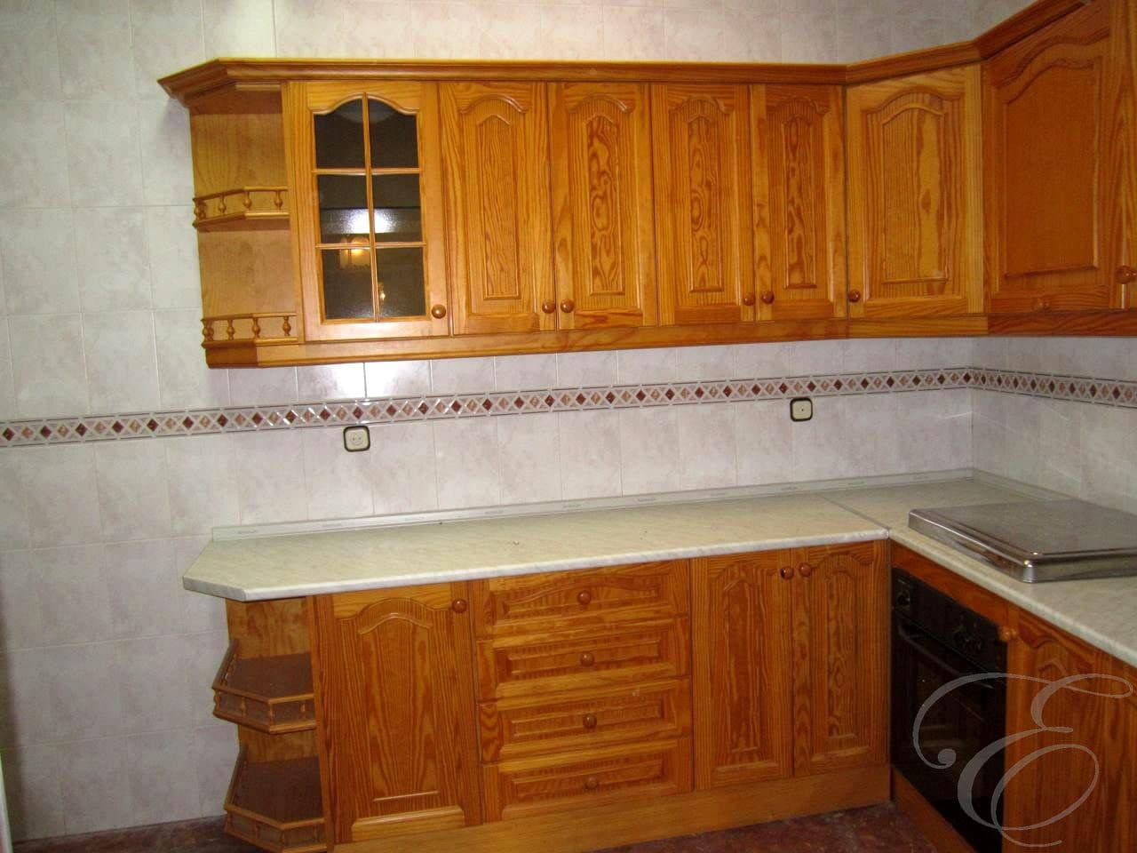 4 slaapkamer Villa te koop in Alcaucin - € 149.900 (Ref: 9190428)