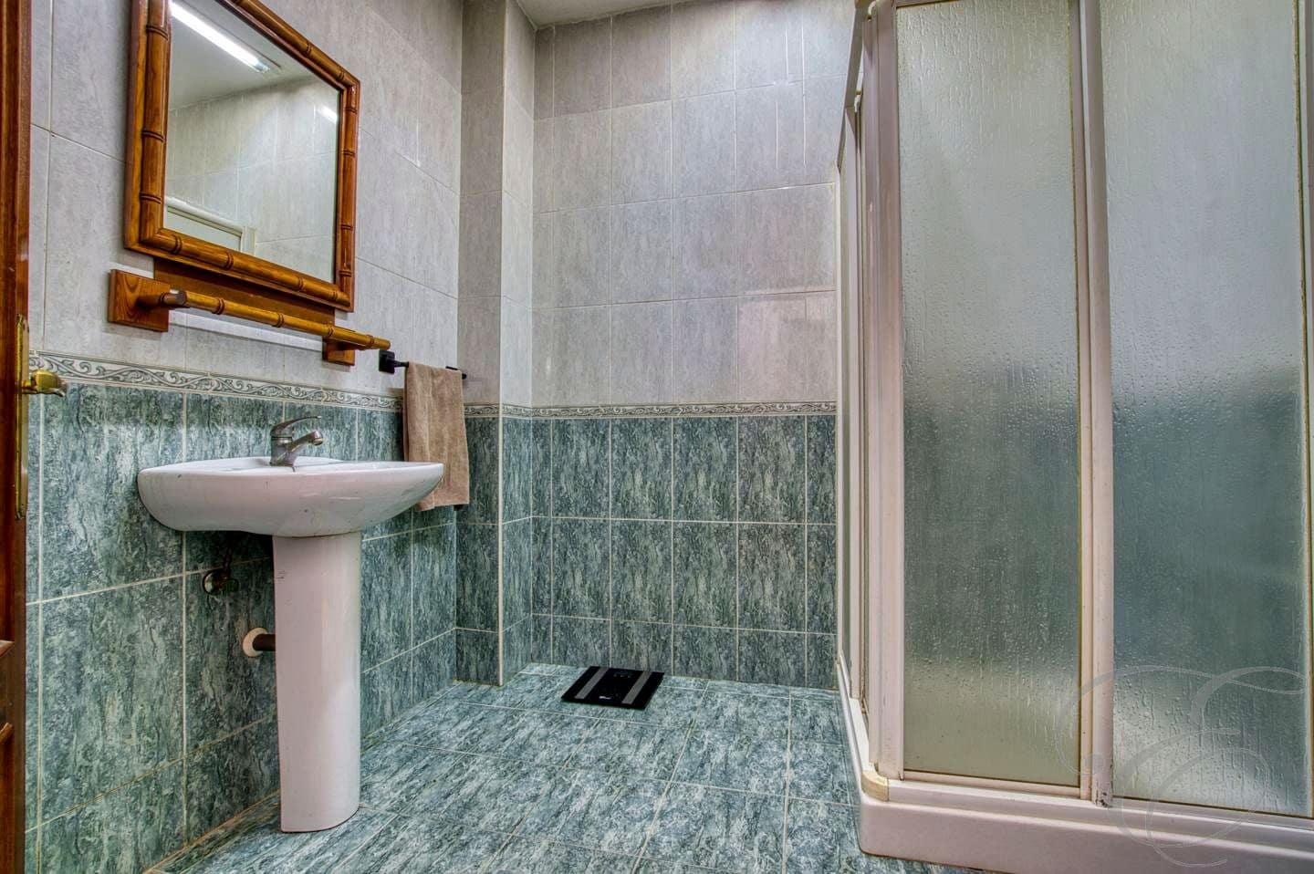 5 soveværelse Villa til salg i Malaga by - € 525.000 (Ref: 9201614)