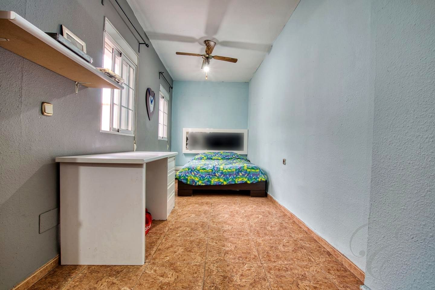 5 soveværelse Villa til salg i Malaga by - € 525.000 (Ref: 9201614)