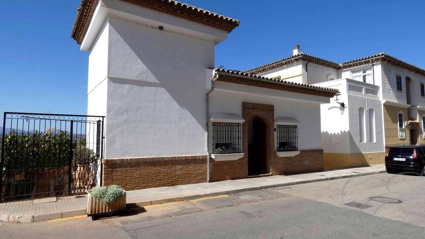 3 slaapkamer Villa te koop in Archidona - € 360.000 (Ref: 9261933)