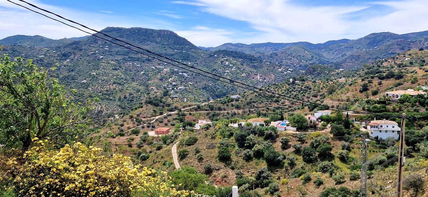 4 chambre Finca/Maison de Campagne à vendre à Comares avec piscine garage - 335 000 € (Ref: 9271386)