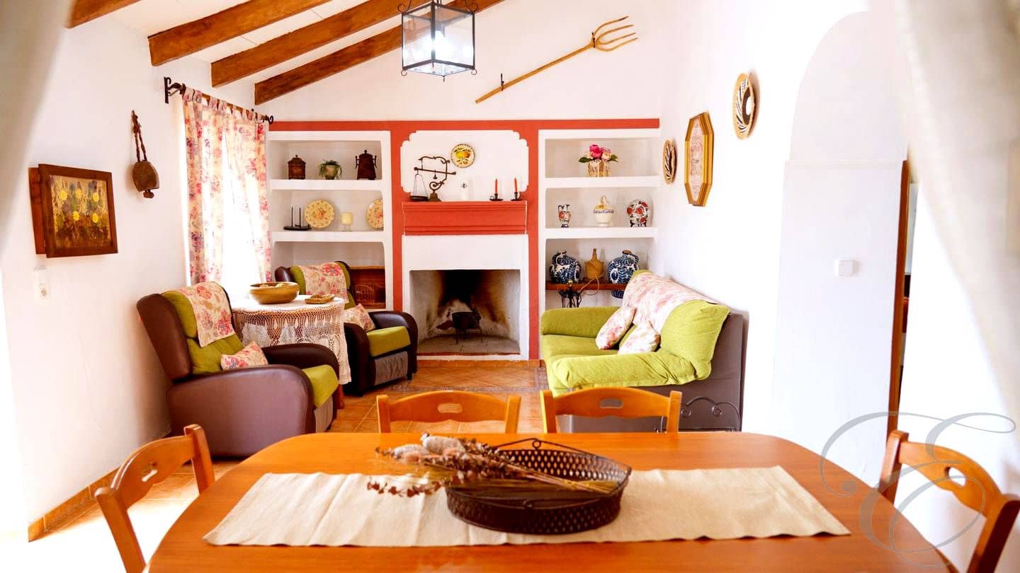 2 chambre Finca/Maison de Campagne à vendre à Villanueva de la Concepcion avec piscine - 290 000 € (Ref: 9301900)