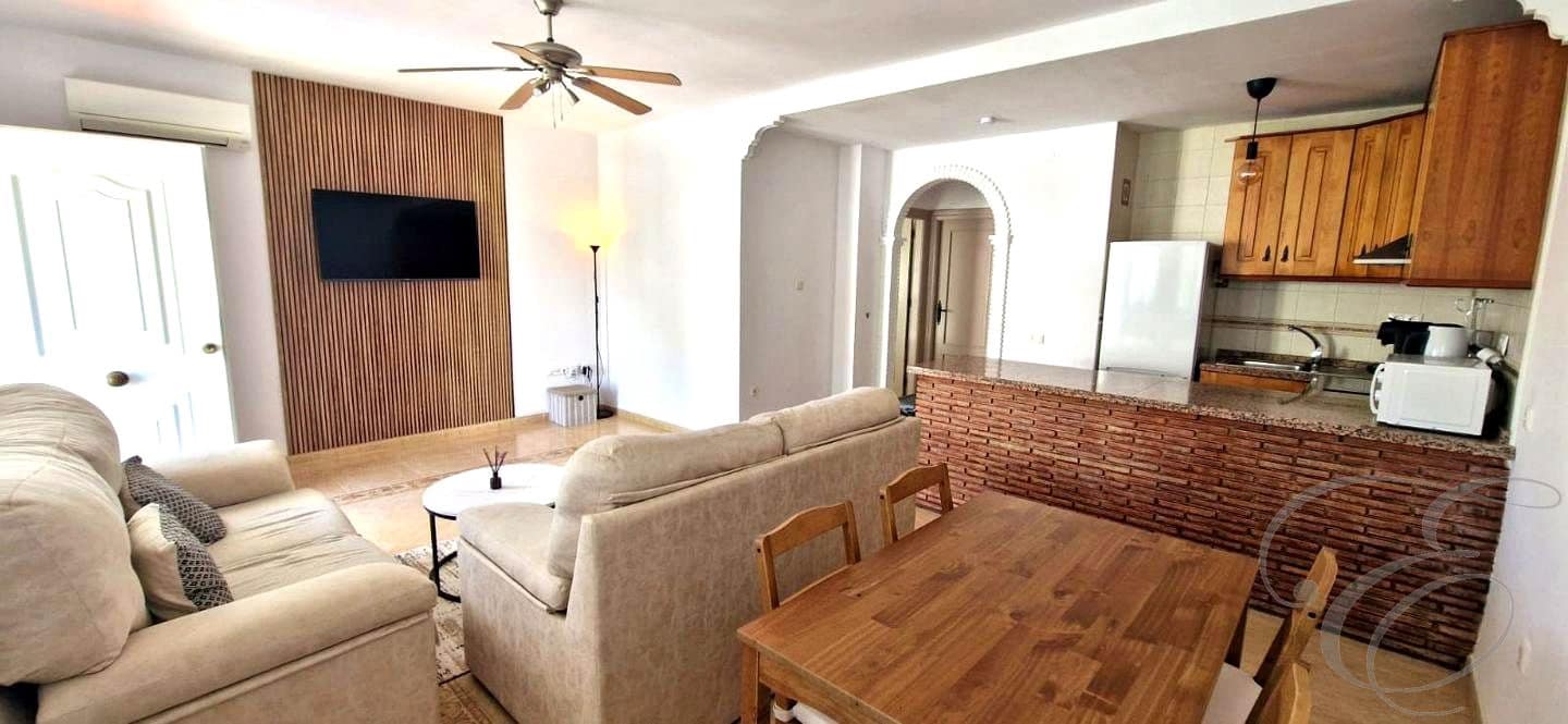 2 sovrum Lägenhet till salu i Vinuela med pool - 169 000 € (Ref: 9329370)