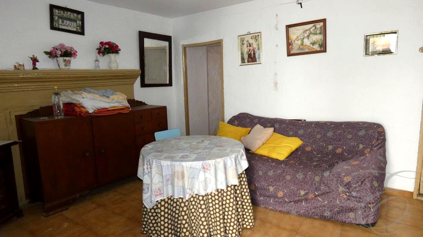 5 soverom Villa til salgs i Alfarnatejo - € 74 900 (Ref: 9329713)