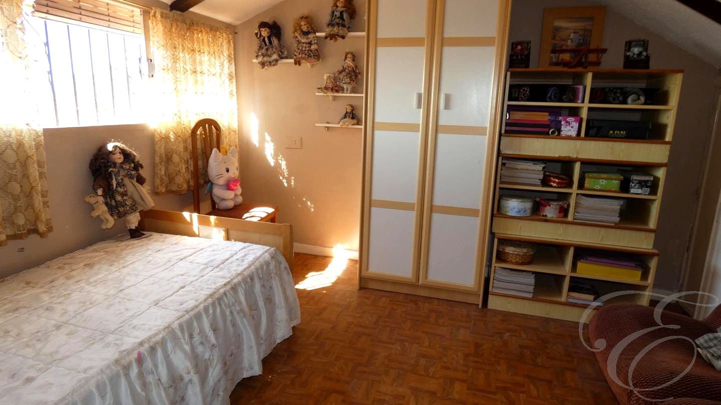 5 slaapkamer Villa te koop in Motril met zwembad garage - € 1.000.000 (Ref: 9343697)