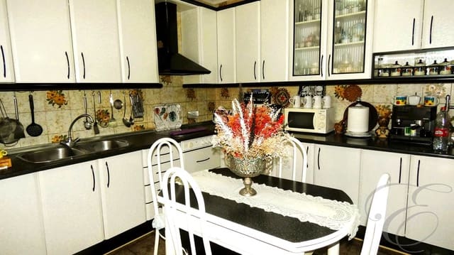 5 soverom Villa til salgs i Motril med svømmebasseng garasje - € 1 000 000 (Ref: 9343697)