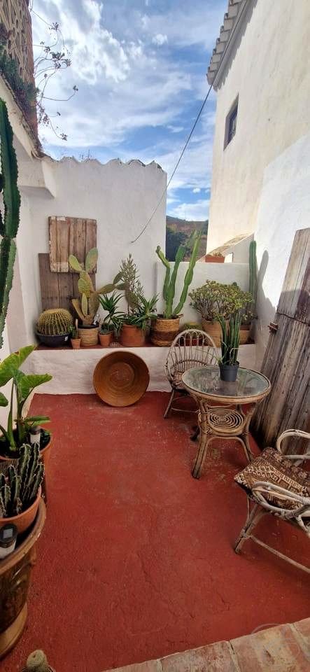 3 bedroom Villa for sale in Riogordo - € 147,000 (Ref: 9369216)