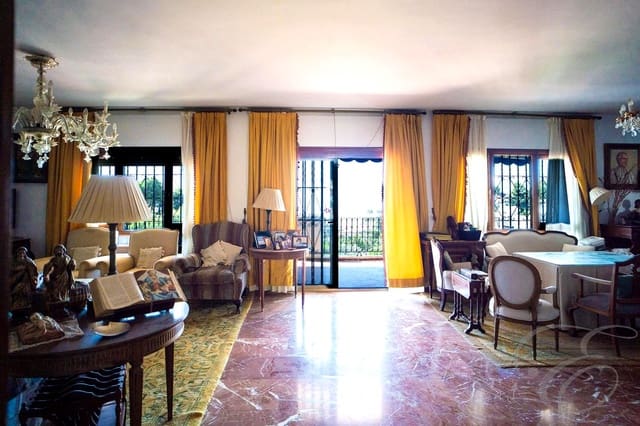 8 slaapkamer Villa te koop in El Candado, Málaga stad met zwembad garage - € 1.575.000 (Ref: 9397795)