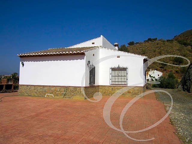 3 soverom Finca/Herregård til salgs i Rubite, Sedella med garasje - € 295 000 (Ref: 9401819)