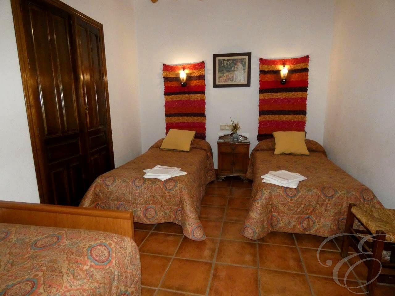 4 slaapkamer Finca/Landhuis te koop in Lanjaron met zwembad - € 690.000 (Ref: 9415169)