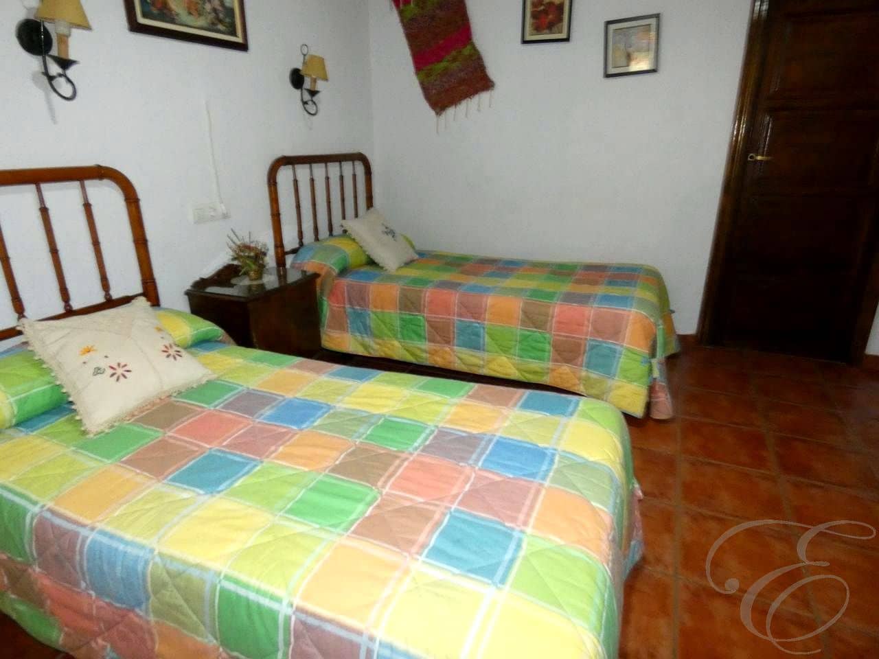 4 slaapkamer Finca/Landhuis te koop in Lanjaron met zwembad - € 690.000 (Ref: 9415169)