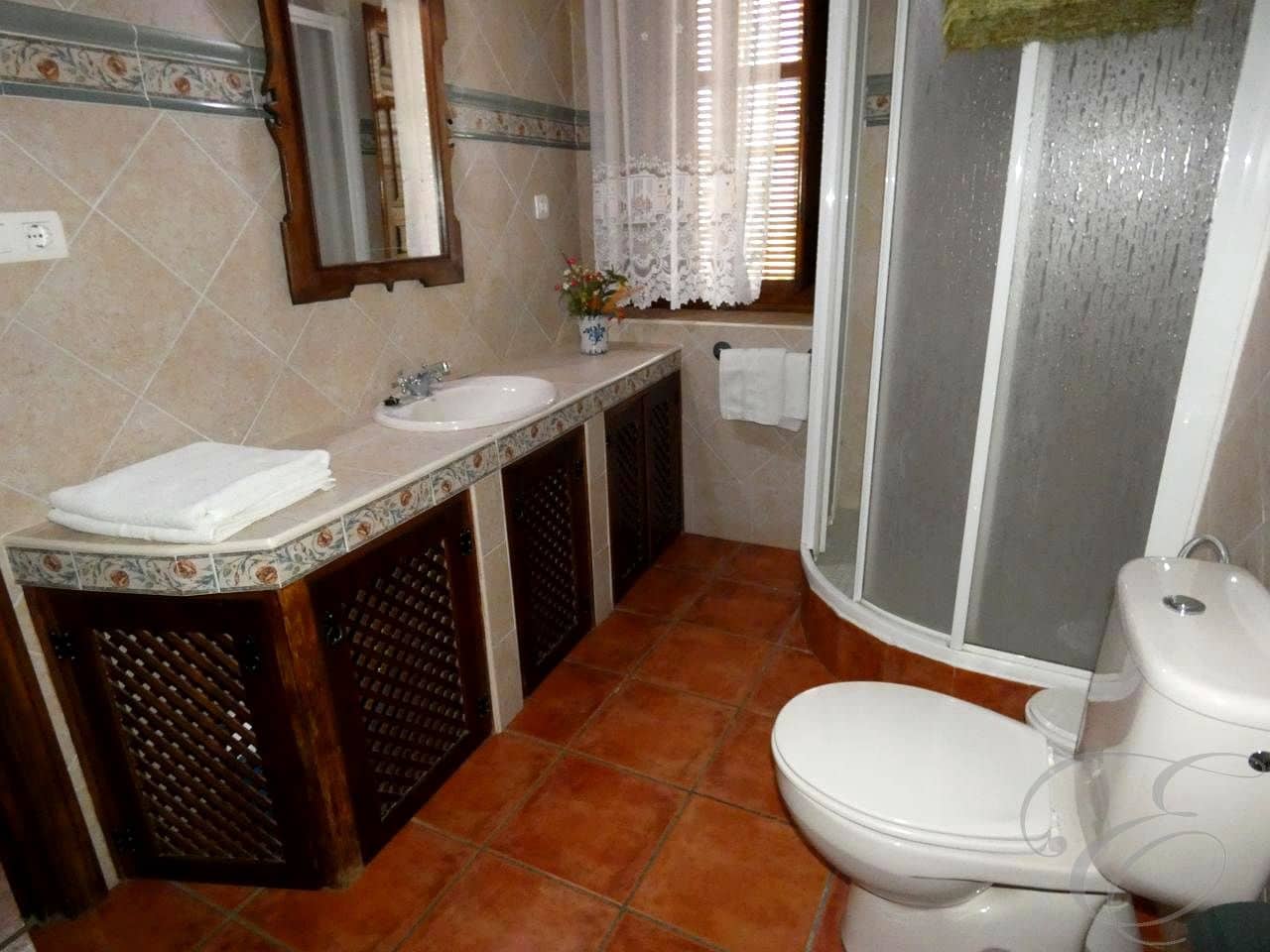 4 slaapkamer Finca/Landhuis te koop in Lanjaron met zwembad - € 690.000 (Ref: 9415169)