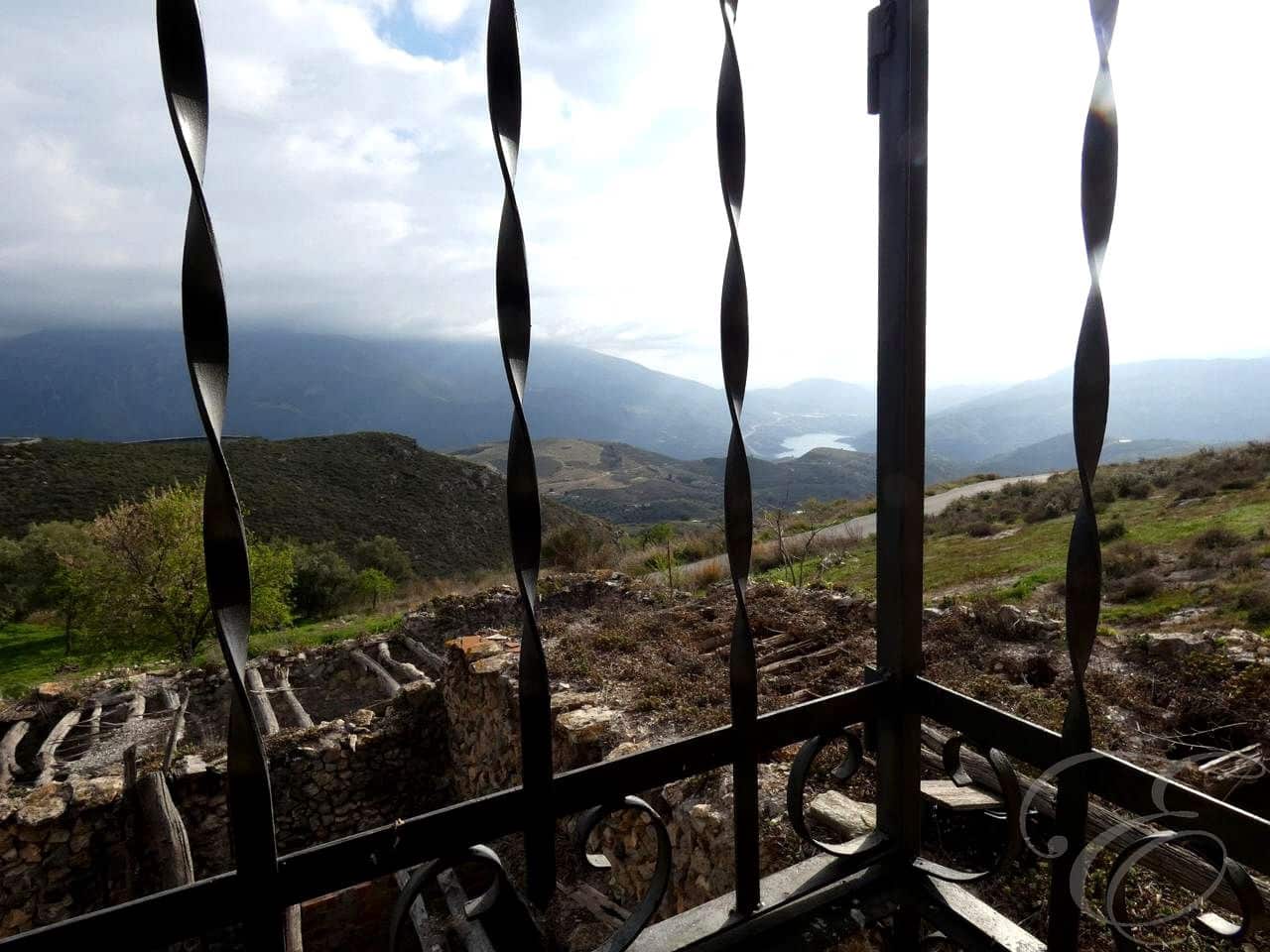 4 slaapkamer Finca/Landhuis te koop in Lanjaron met zwembad - € 690.000 (Ref: 9415169)