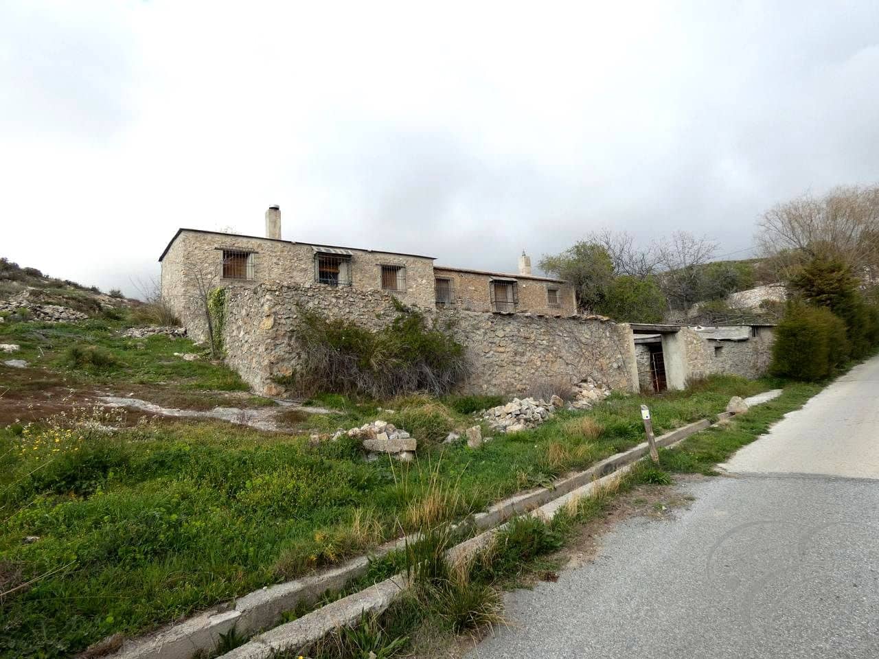 4 slaapkamer Finca/Landhuis te koop in Lanjaron met zwembad - € 690.000 (Ref: 9415169)