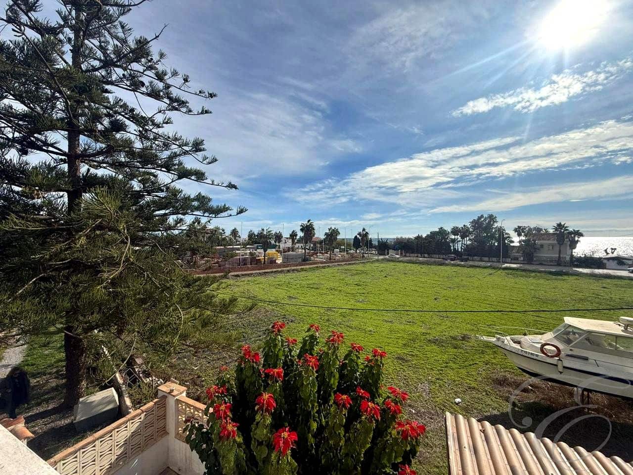 2 soveværelse Villa til salg i Benajarafe med garage - € 345.000 (Ref: 9420625)