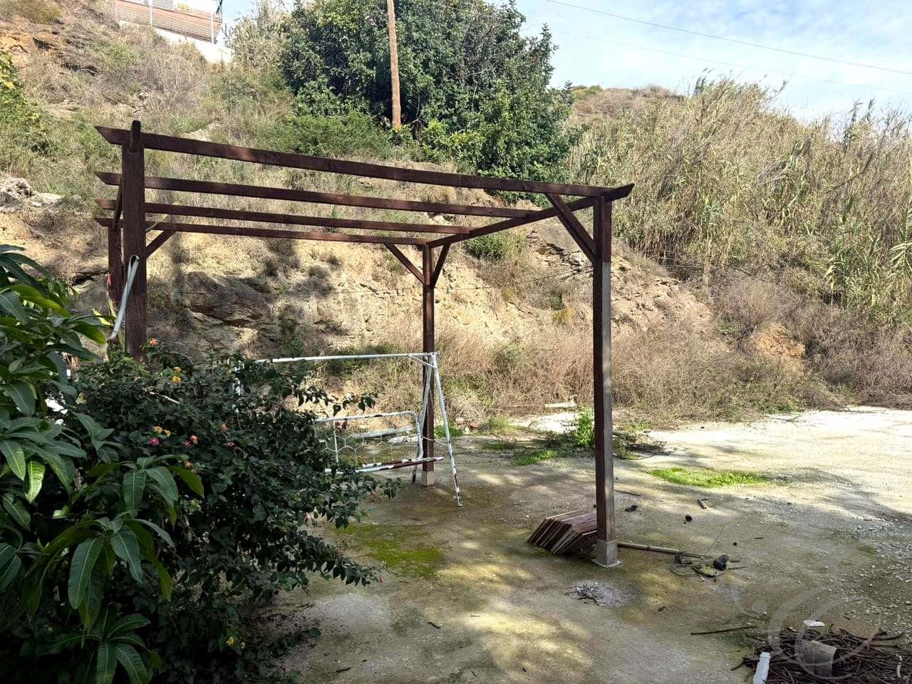 2 soveværelse Villa til salg i Benajarafe med garage - € 345.000 (Ref: 9420625)