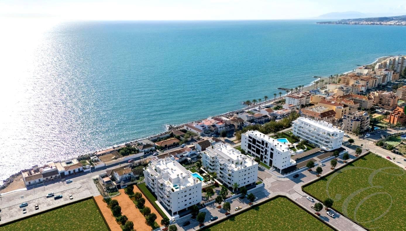 2 chambre Appartement à vendre à Algarrobo avec piscine garage - 243 700 € (Ref: 9426285)