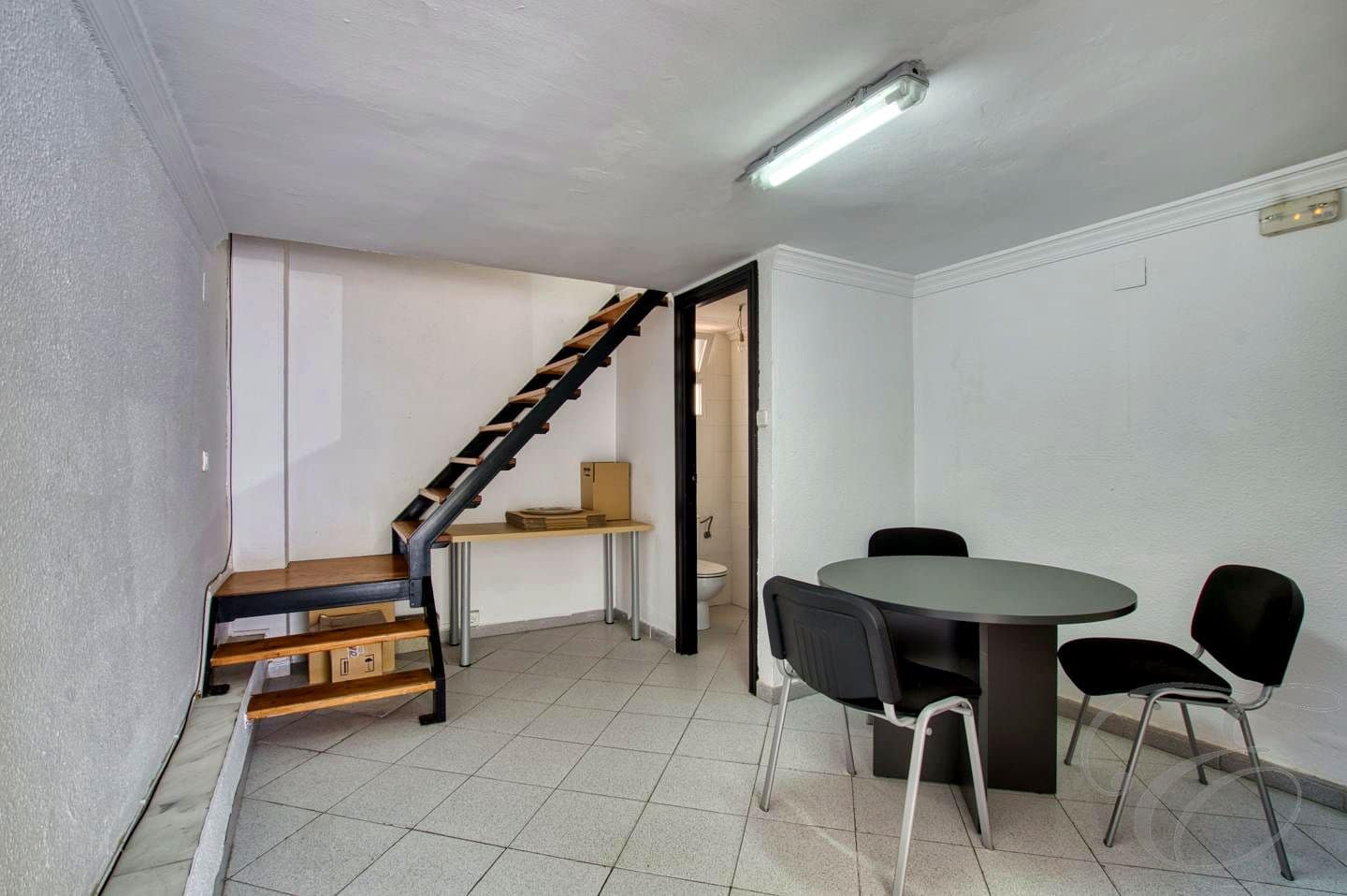 3 slaapkamer Bedrijf te koop in Velez-Malaga - € 98.000 (Ref: 9436383)