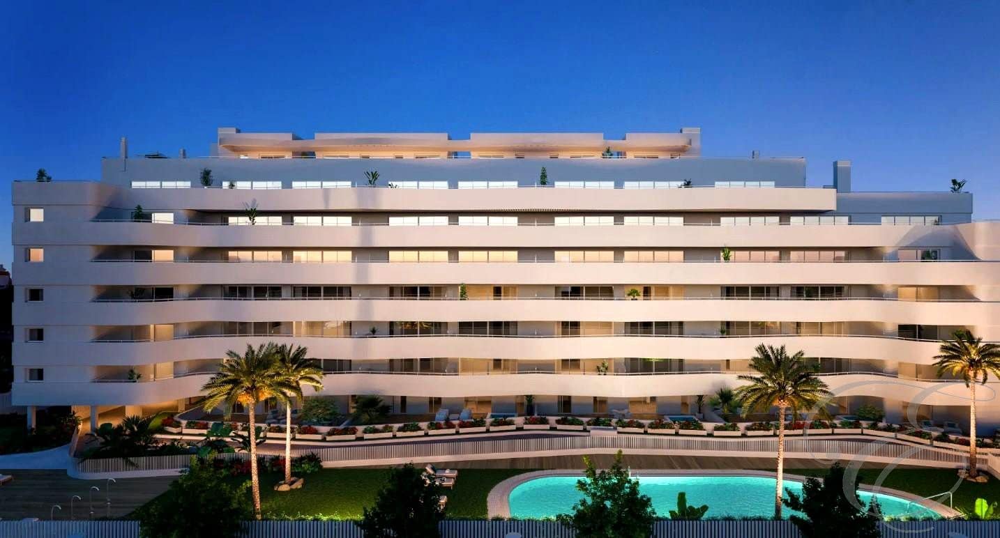 2 Zimmer Wohnung zu verkaufen in Torre del Mar mit Pool Garage - 371.000 € (Ref: 9447338)