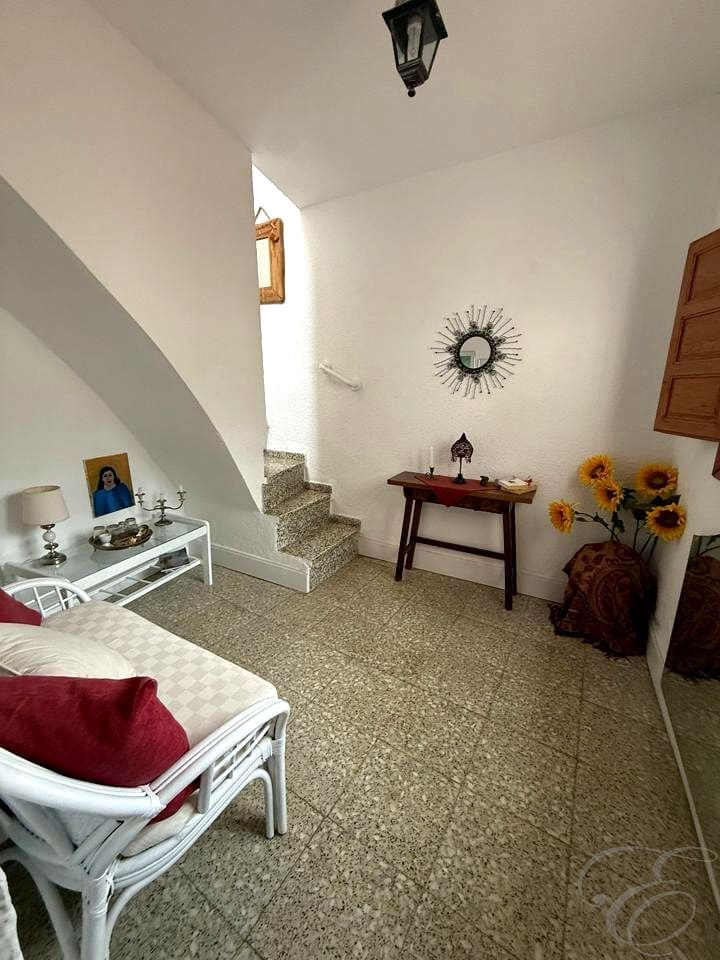 2 soverom Villa til salgs i Velez-Malaga - € 112 000 (Ref: 9453686)