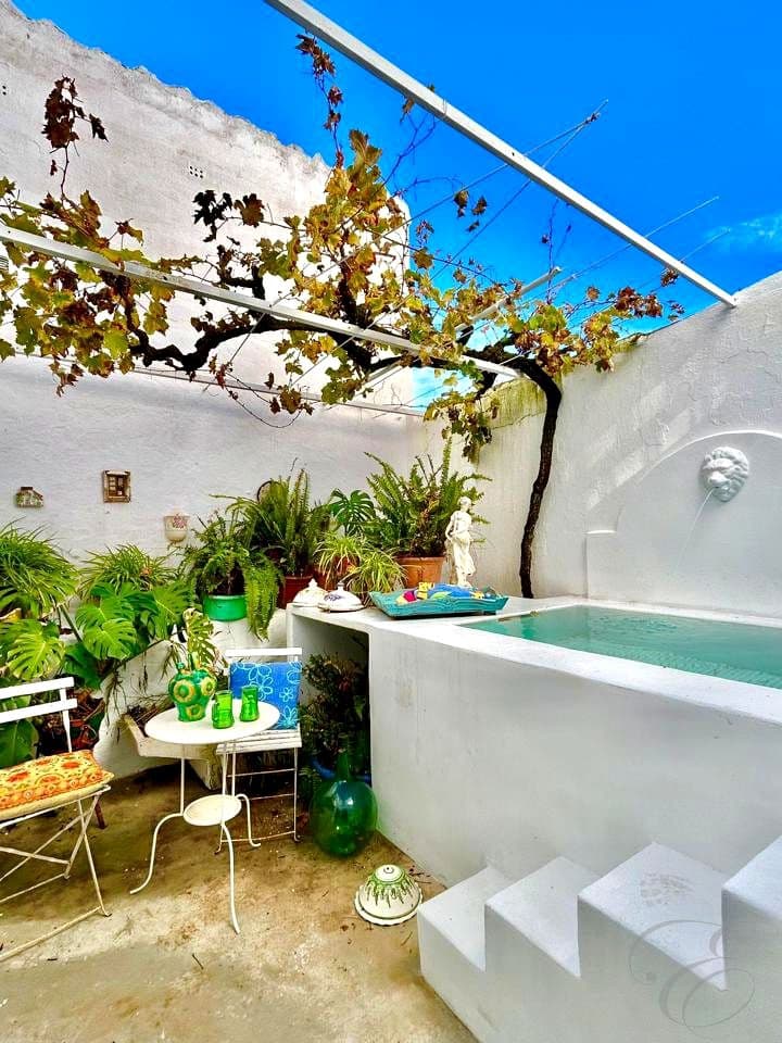 3 bedroom Villa for sale in Archidona - € 160,000 (Ref: 9487167)