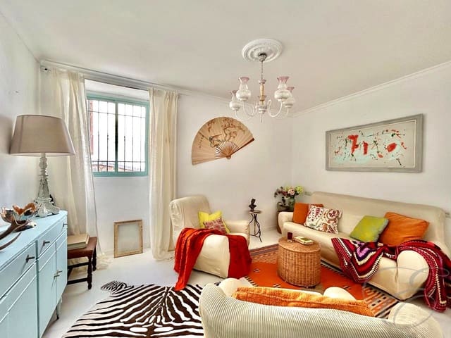 Chalet de 3 habitaciones en Archidona en venta - 160.000 € (Ref: 9487167)